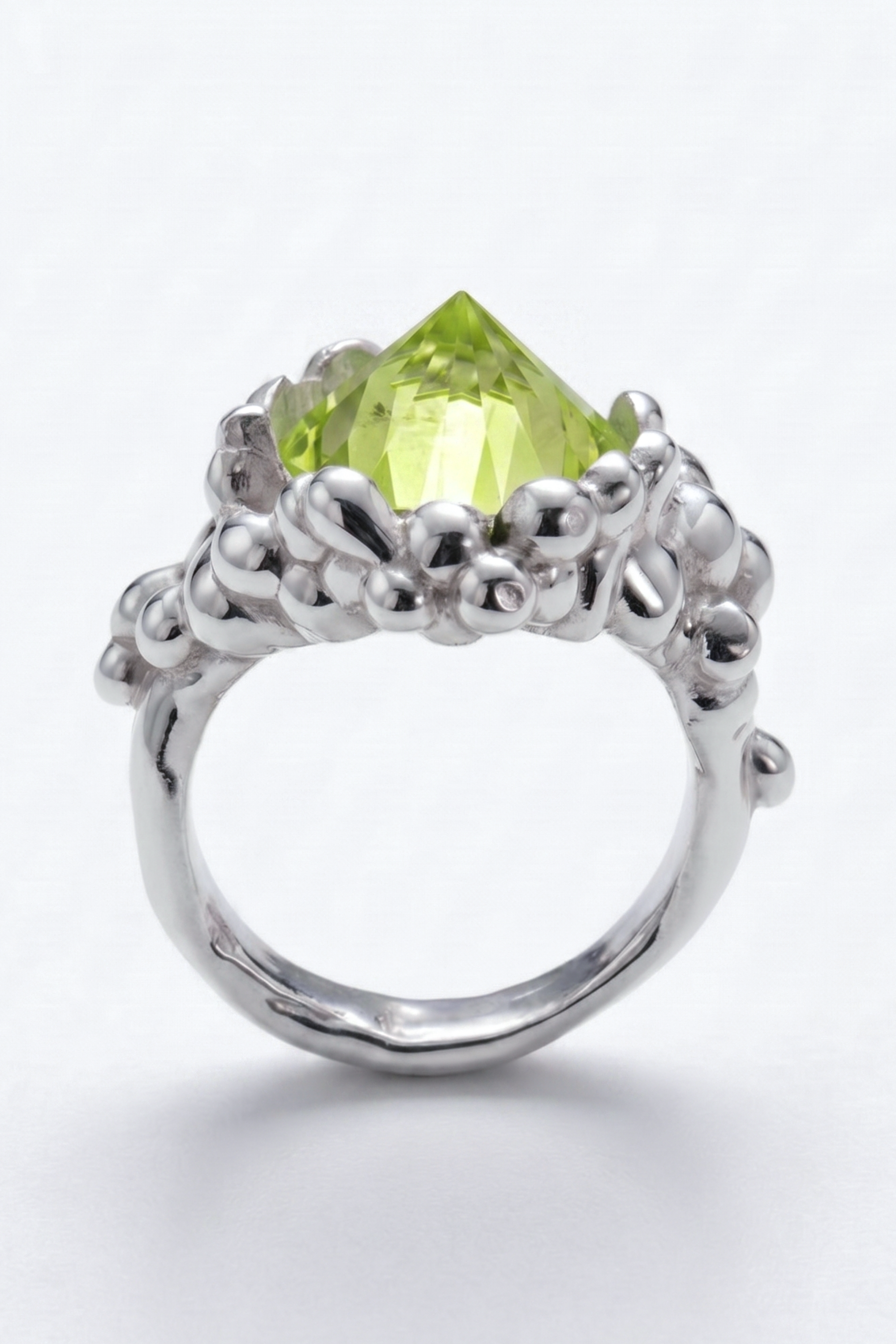 ANILLO PELIGROSAMENTE TIERNO
